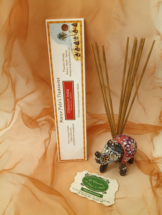 Incenso Olibanum India Fiore d'Oriente Linea Marco Polo's Treasures con astuccio visibile, mazzetto di incensi ed elefantino portaincenso esposto in negozio da Erboristeria La Clessidra Carpi