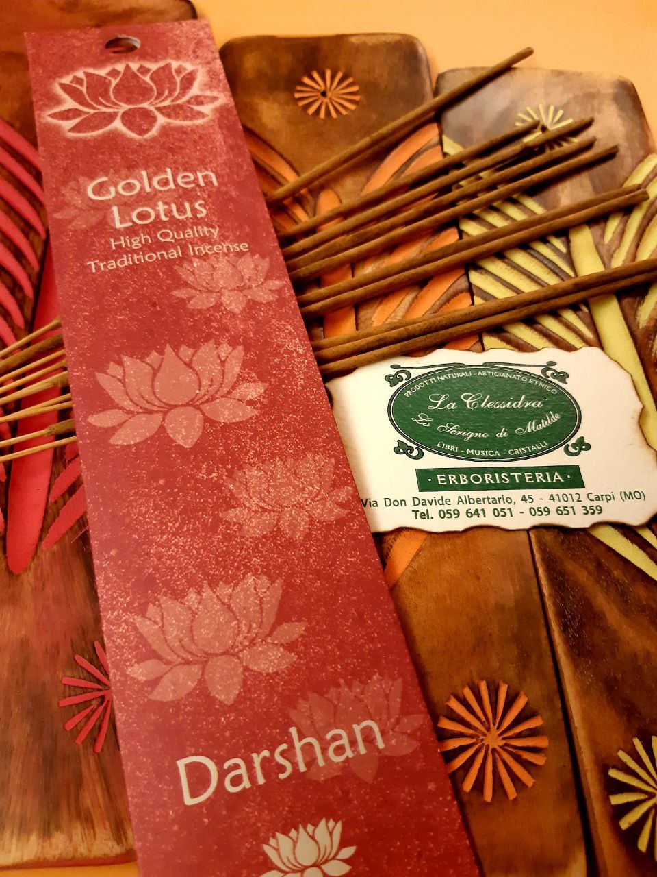 INCENSO IN STICK GOLDEN LOTUS: DARSHAN