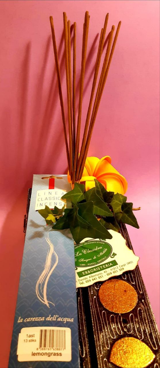 Incenso in stick tradizionale Dhanvantari: lemongrass (citronella)