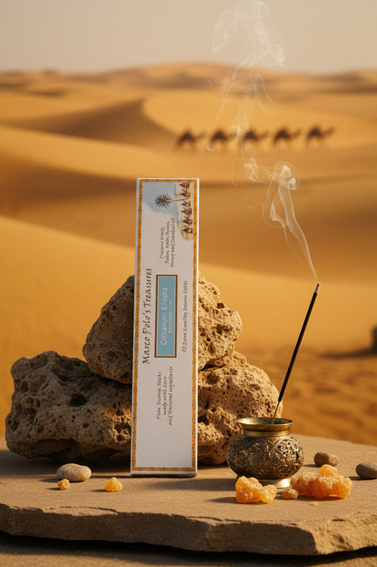 Incenso Olibanum Ethiopia resina Boswellia rivae Fiore d'Oriente Linea Marco Polo's Treasures su roccia nel deserto al tramonto con carovana, da Erboristeria La Clessidra Carpi.
