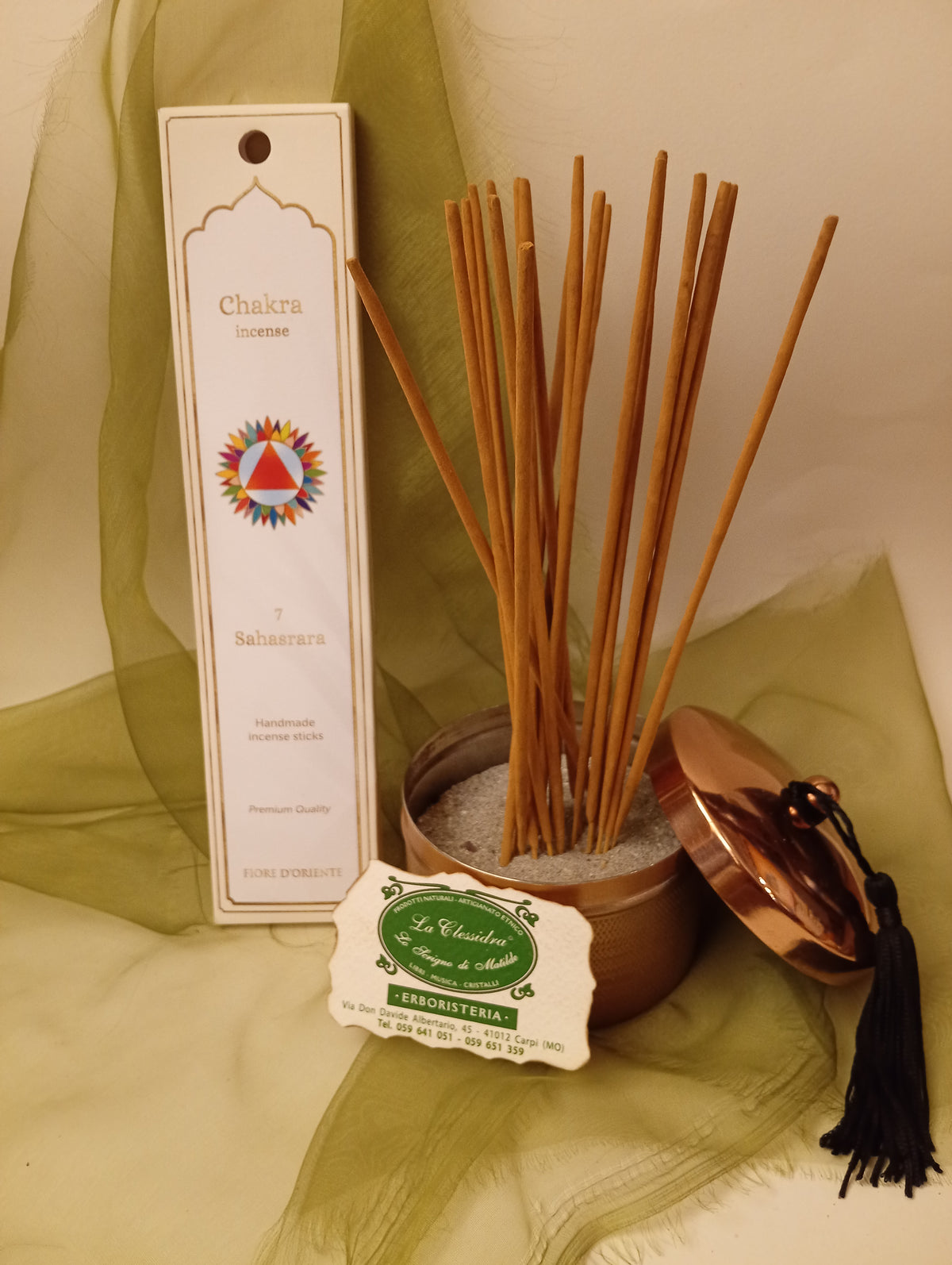 Incenso Sahasrara Fiore d'Oriente con portaincenso e stick nella sabbia – Erboristeria La Clessidra Carpi