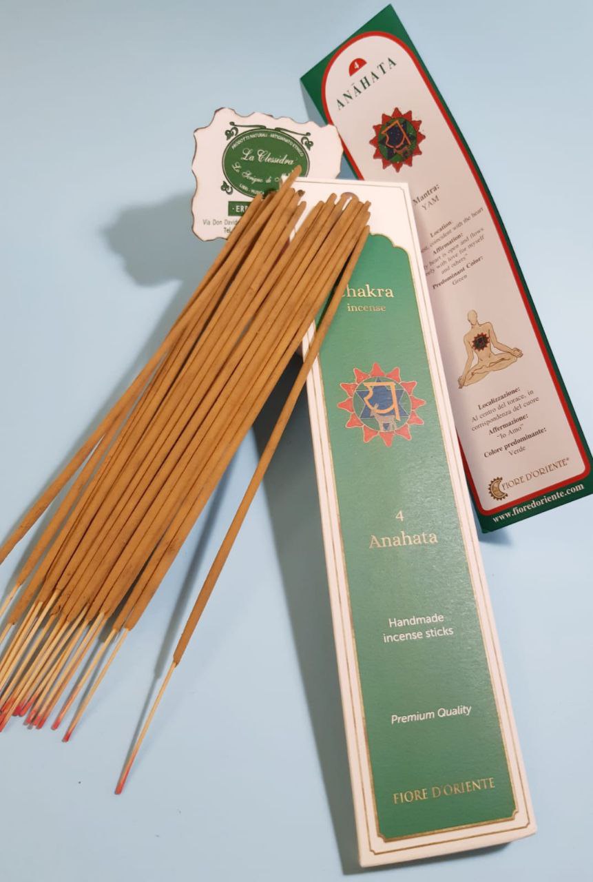 Incenso in stick dei chakra fiore d'oriente: N°4 ANAHATA