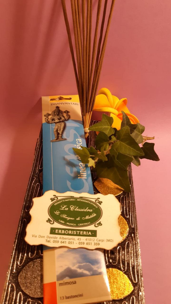 Incenso in stick tradizionale Dhanvantari: mimosa