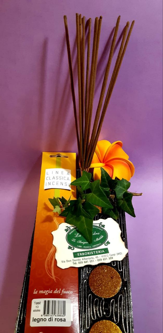 Incenso in stick tradizionale Dhanvantari: legno di rosa