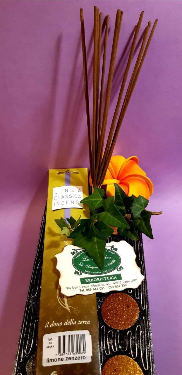 Incenso in stick tradizionale Dhanvantari: limone e zenzero