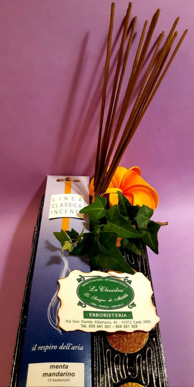 Incenso in stick tradizionale Dhanvantari: menta e mandarino