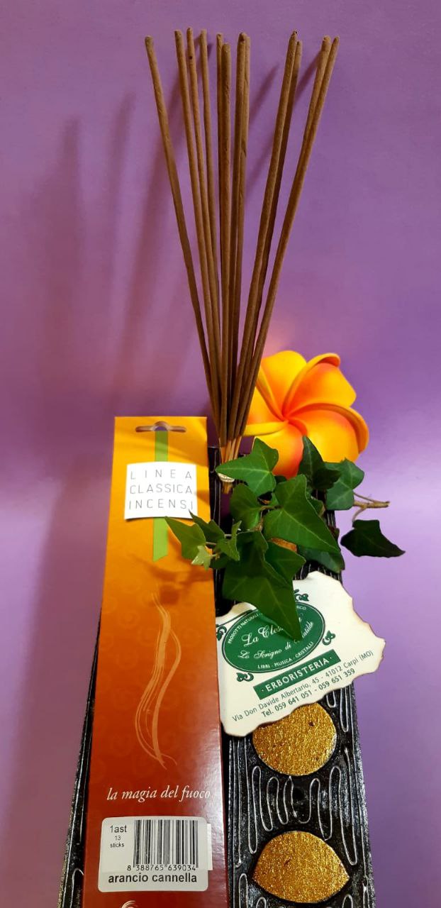 Incenso in stick tradizionale Dhanvantari: arancio e cannella