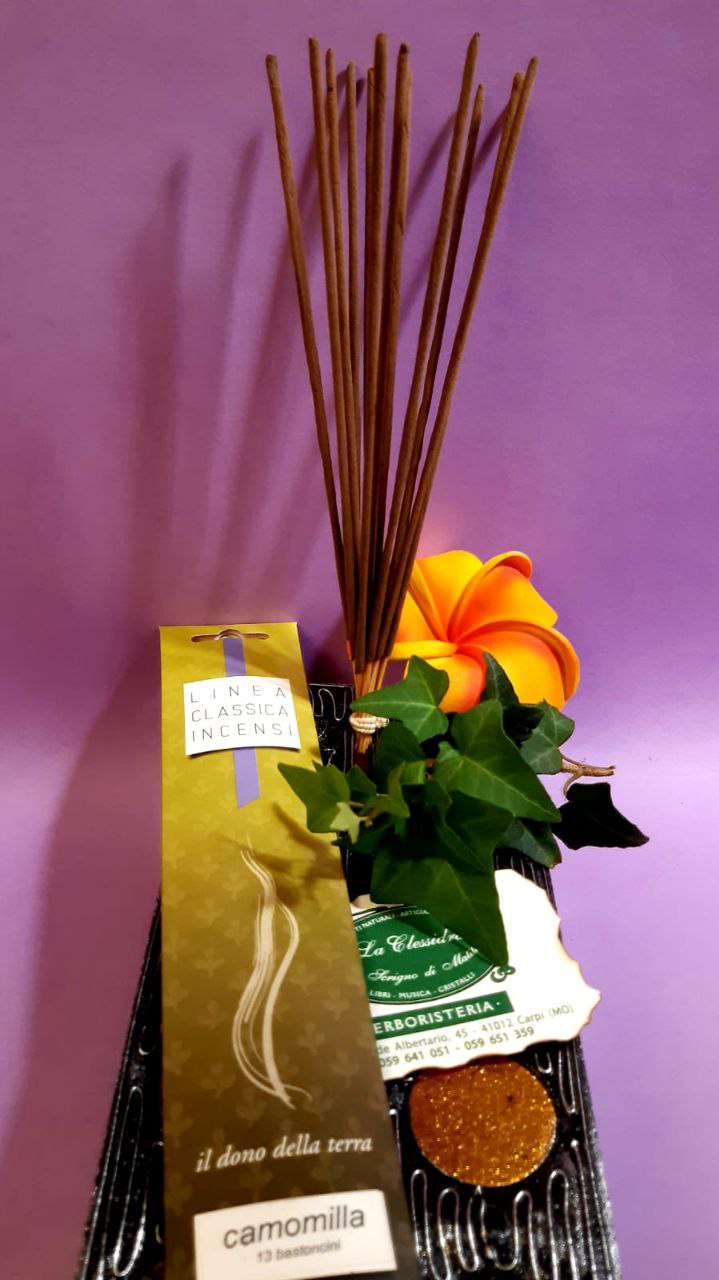 Incenso in stick tradizionale Dhanvantari: camomilla