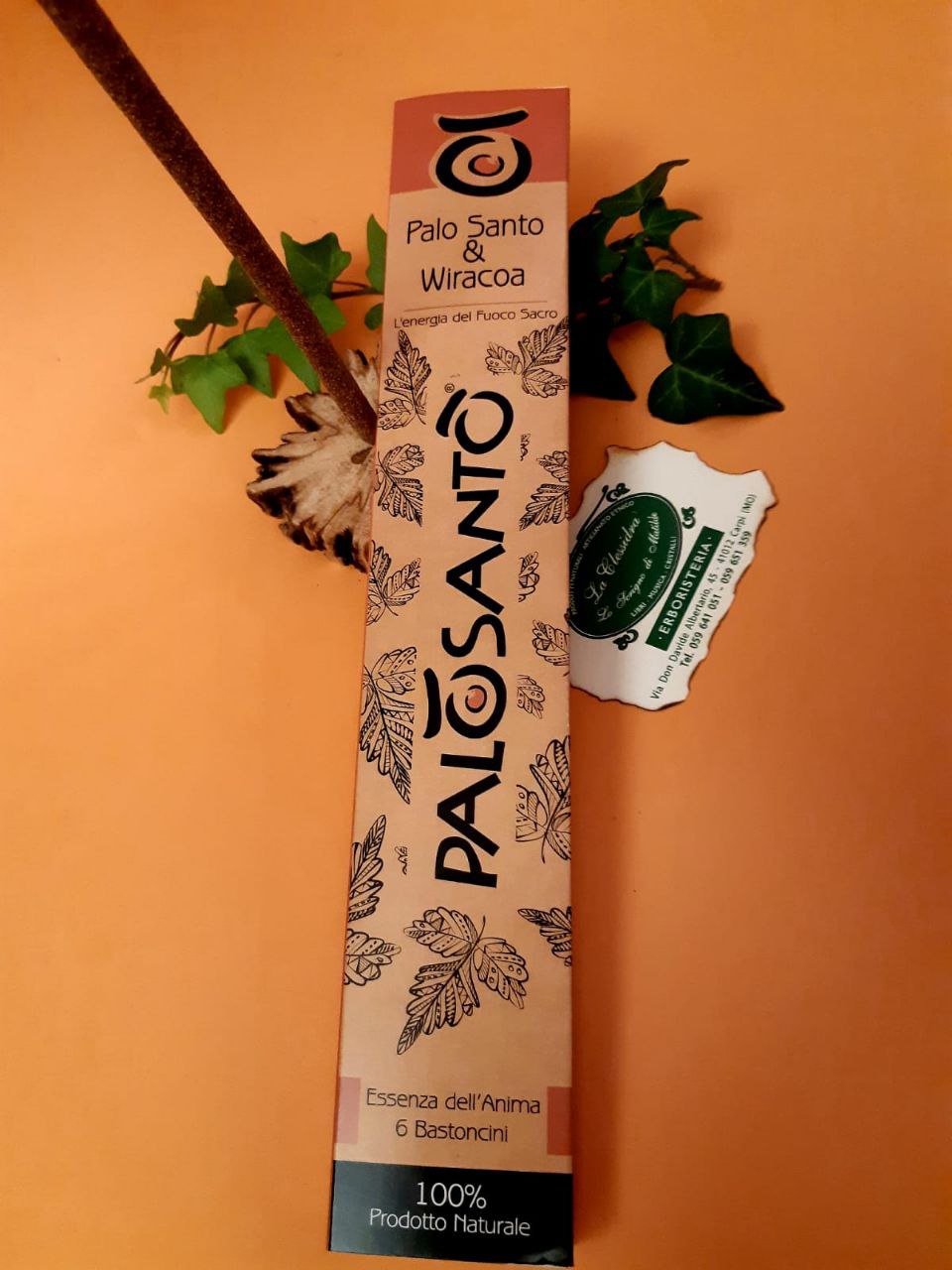 Palo santo:  PALO SANTO E WIRACOA (incenso in stick)