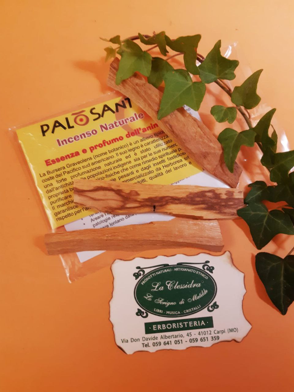 Palo santo:  PALETTO IN PALO SANTO (conf. da 3 paletti)
