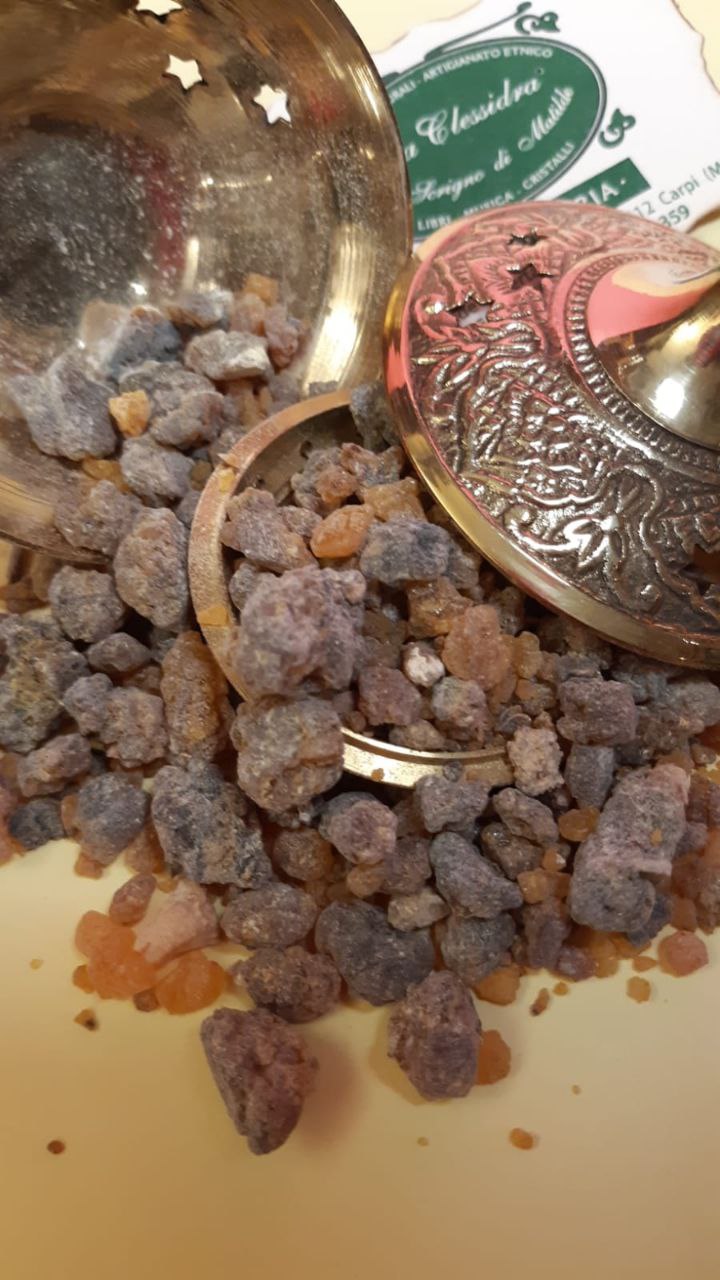 INCENSO IN GRANI: MIRRA OMUMBIRI (commiphora wildii)