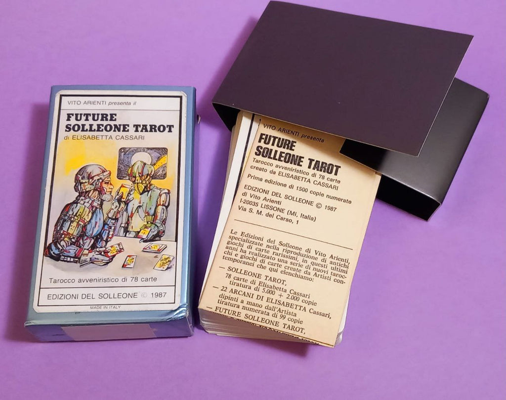 TAROCCHI: FUTURE SOLLEONE TAROT di Elisa Cassari