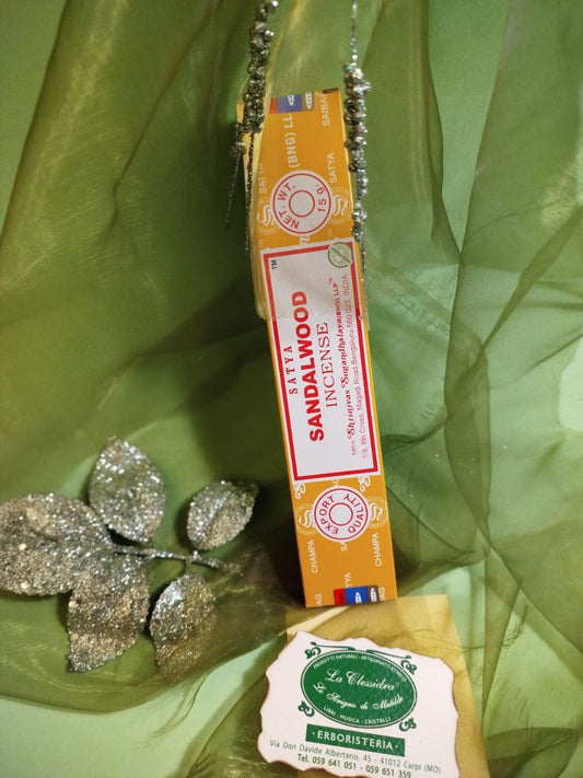 INCENSO IN STICK SATYA: SANDALWOOD (SANDALO)