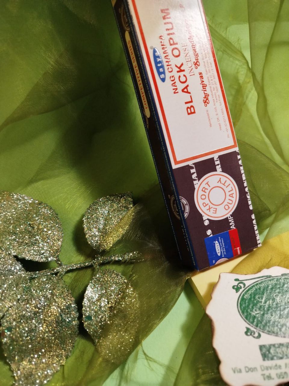 INCENSO IN STICK SATYA: BLACK OPIUM