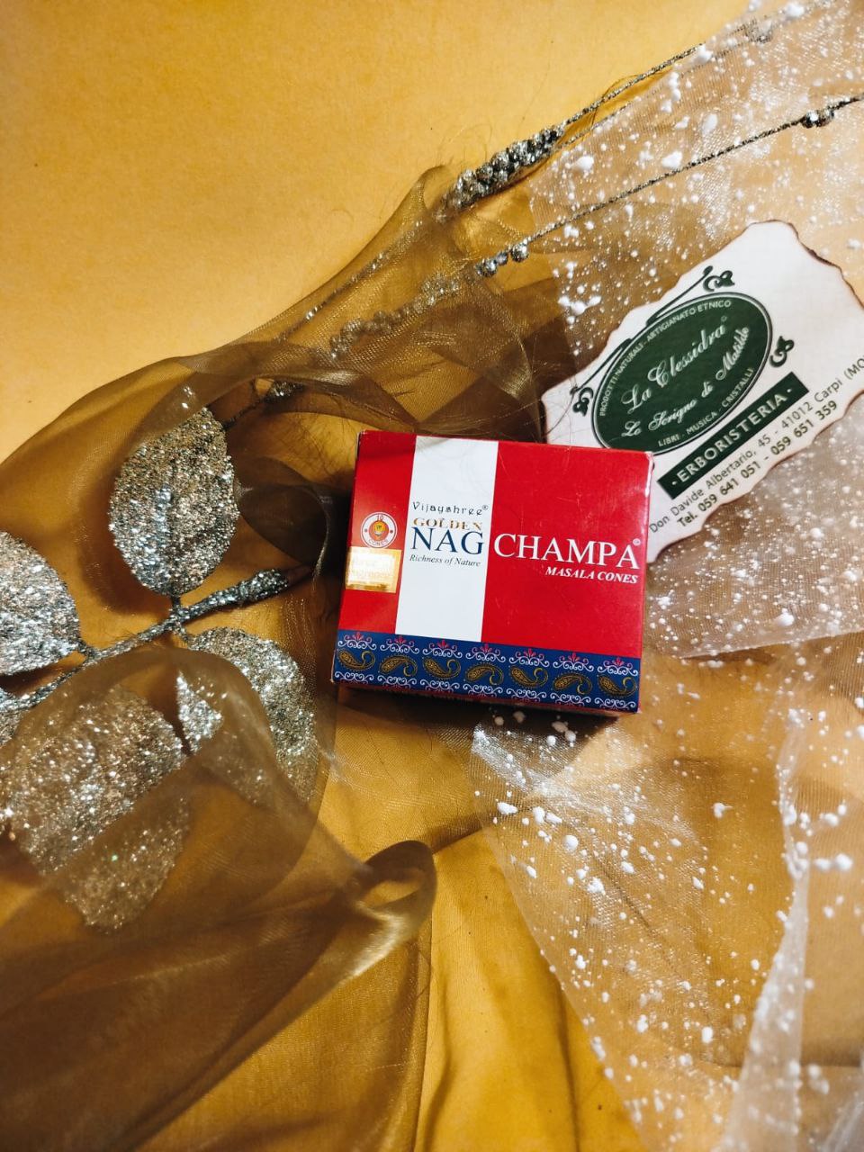 INCENSO IN CONI GOLDEN NAG: NAG CHAMPA ROSSO